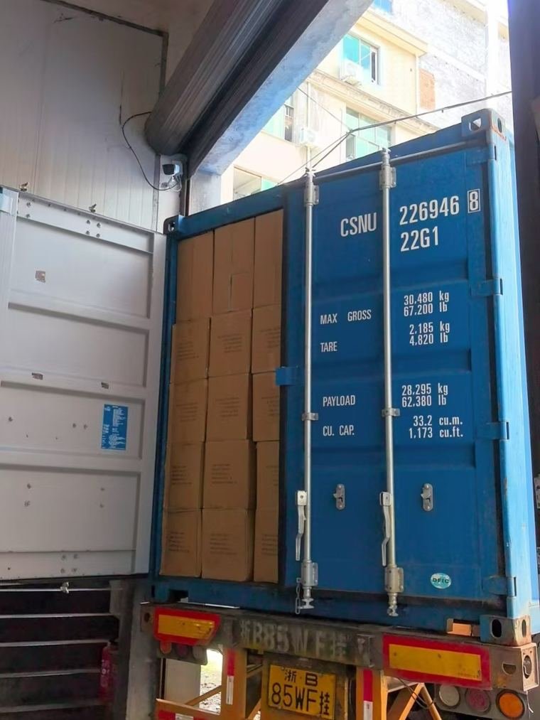 Container posicionado para carregamento