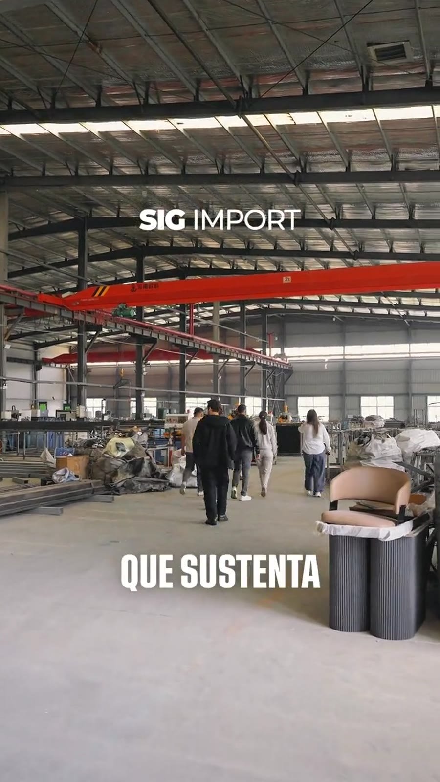 Equipe da SIG Import dentro de uma fábrica na China